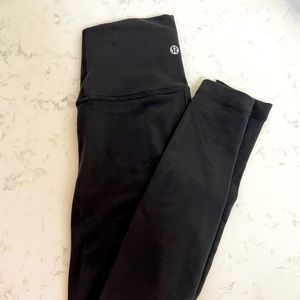 Black Lululemon Aligns